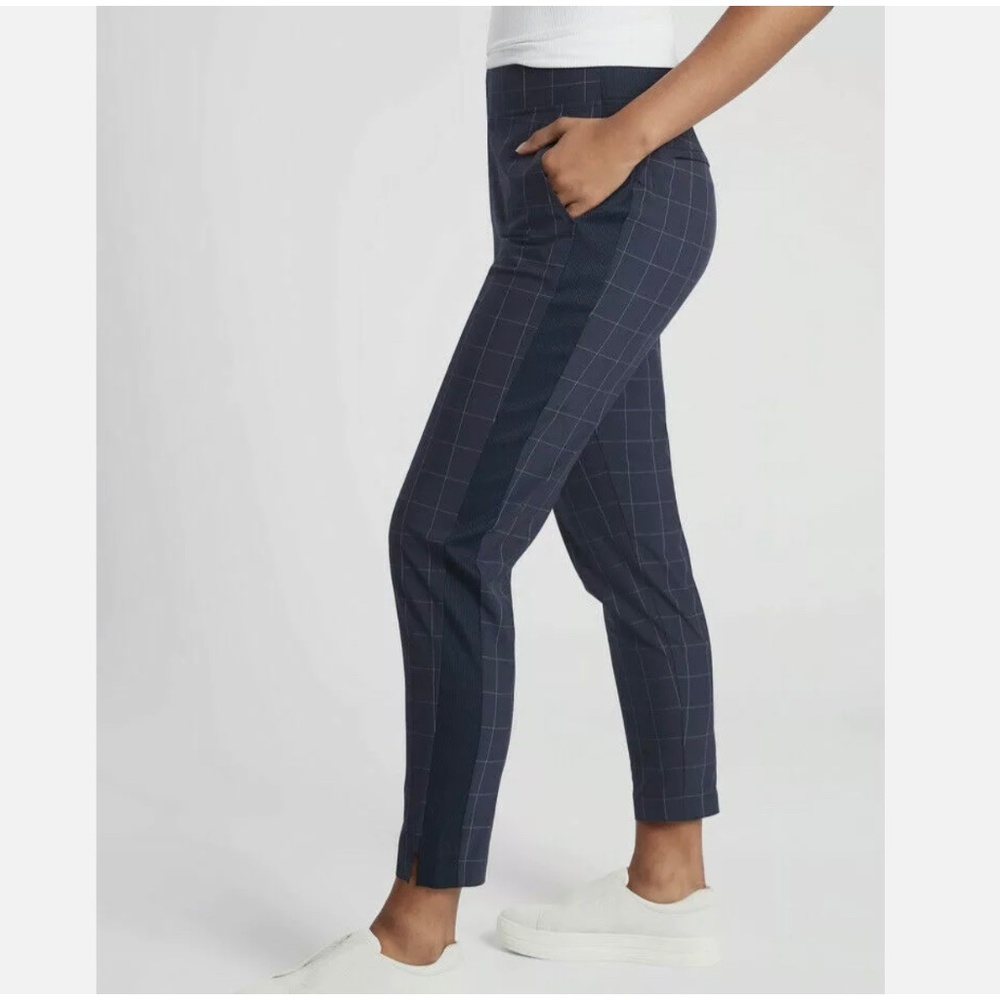 Athleta Brooklyn Textured Ankle Pant in Windowpane Navy